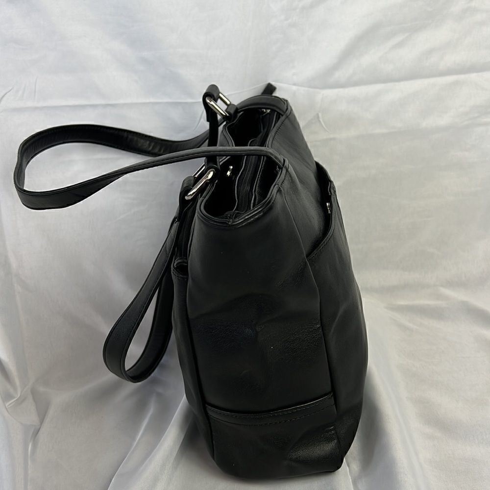 NWOT GIANIBERNINI leather black handbag - Picture 7 of 13